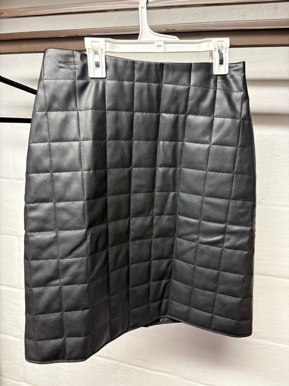 Black Liviana Conti Mini skirt quilted size 40